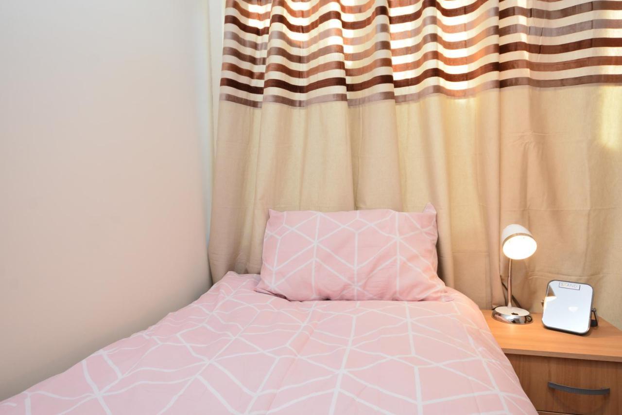 London Luxury 5 Bedroom House 2 Min Walk To The Tube Station Dagenham Extérieur photo